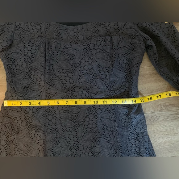 Grey Lace Dress - Picture 7 of 9